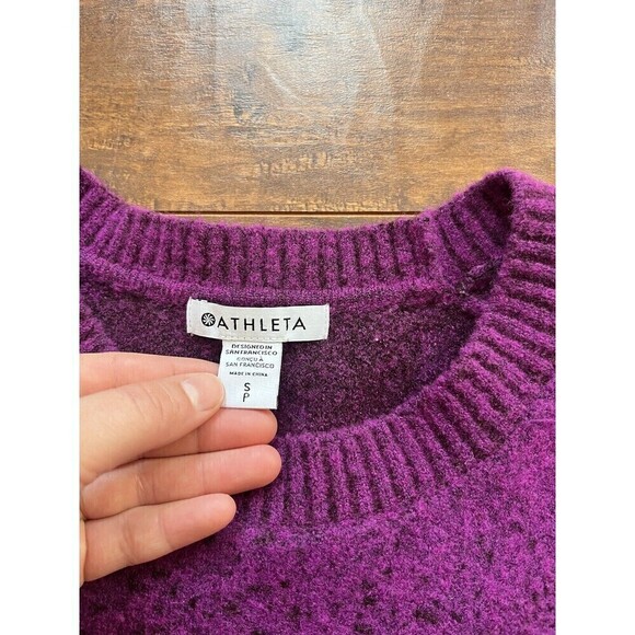 Athleta Womens Purple Ombré Jacquard Crew Neck Sweater Size Small - Picture 2 of 6